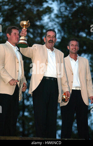 SAM TORRANCE Europas RYDER-Cup-02 Kapitän der BELFRY SUTTON COLDFIELD BIRMINGHAM ENGLAND 29. September 2002 Stockfoto