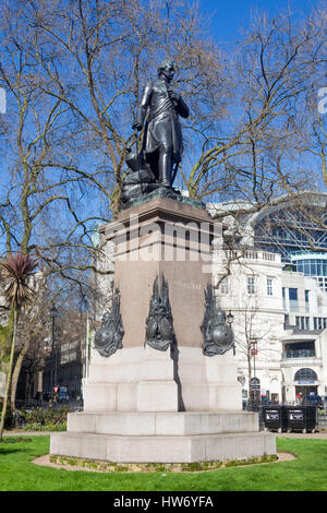 London, Victoria Embankment Gardens die Statue des Leutnant-General Sir James Outram Stockfoto