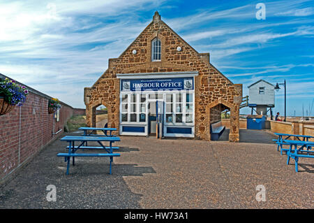 Brunnen neben der Meer, Hafenamt, Norfolk, East Anglia, Stockfoto