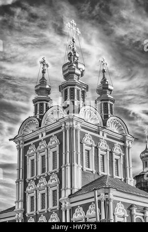 Orthodoxe Kirche in Nowodewitschi-Kloster, Wahrzeichen und Sehenswürdigkeiten in Moskau, Russland. UNESCO-Weltkulturerbe Stockfoto