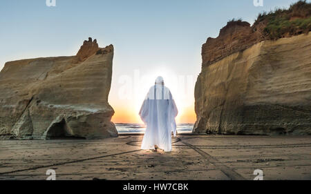 Jesus das Licht zwischen Klippen betreten. Stockfoto