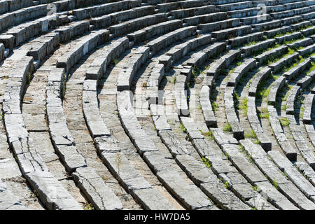 Teil des Stadions in der Ausgrabungsstätte der antiken Messene in Peloponnes, Griechenland Stockfoto