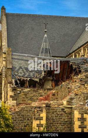 Im Hochformat Erdbeben beschädigt Christchurch Cathedral in Neuseeland. Stockfoto