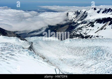 Luftaufnahme über Neve von Franz Joseph Gletscher, Mount Cook National Park, Neuseeland Stockfoto