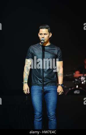 LEONI Torres Y Sus Amigos mit special Guest Gente De Zona Konzert im James L. Knight Center in Miami, Florida.  Mitwirkende: Leoni Torres wo: Miami, Florida, Vereinigte Staaten, wann: 14. Februar 2017 Stockfoto