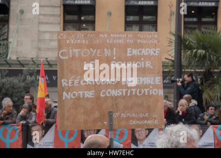 Paris: "laufen für die sechste Republik" mit Jean-Luc Mélenchon Stockfoto