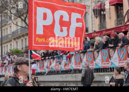 Paris: "laufen für die sechste Republik" mit Jean-Luc Mélenchon Stockfoto