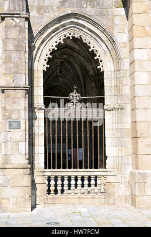 besonders an den Kirchhof von der Kathedrale von Braga Stockfoto