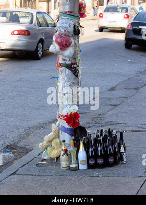 Baltimore, Maryland - November 18, 2016: bürgersteig Gedenkstätte auf greenmount Ave. in Baltimore. Stockfoto