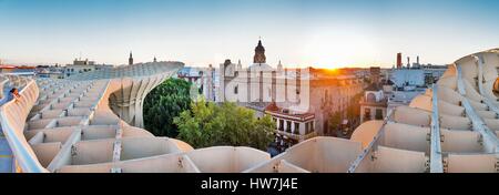 Spanien Andalusien Sevilla Encarnacion-Regina Bezirk Plaza De La Encarnación Gesamtansicht vom Mirador des Metropol Stockfoto