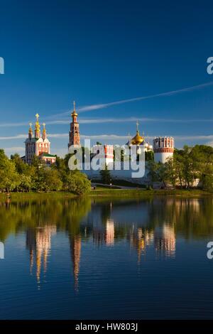 Russland, Moskau, Khamowniki-Bereich, Nowodewitschi-Kloster, am späten Nachmittag Stockfoto