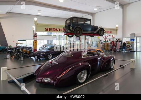 Australien, South Australia, Adelaide Hills, Birdwood, National Motor Museum, maßgeschneiderte Holden Efijy Showcar Stockfoto