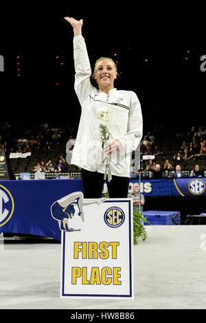 Jacksonville, FL, USA. 18. März 2017. Universität von Florida Turnerin ALEX MCMURTRY gewinnt Mehrkampf die Jacksonville Veterans Memorial Arena in Jacksonville, FL. Credit: Amy Sanderson/ZUMA Draht/Alamy Live News Stockfoto