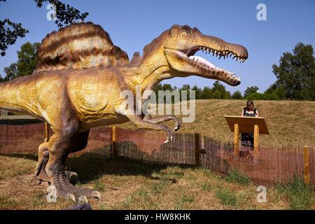 Frankreich, Puy de Dome, Heilige uns Les Roches, regionalen natürlichen Parks der Auvergne Vulkane, Vulcania, Themenpark und Freizeit auf den Spuren der Dinosaurier Stockfoto