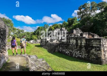 Guatemala, Petén Abteilung, Tikal Nationalpark, ein UNESCO-World Heritage Site Tempel Acropole centrale Stockfoto