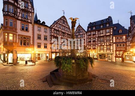 Deutschland, Rheinland-Pfalz (Rheinland Pfalz), Fluss Mosel, Bernkastel-Kues Stockfoto