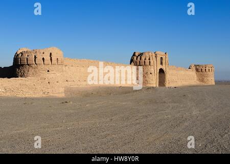 Iran, Provinz Isfahan, Dasht-e Kavir Wüste, Karawanserei südlich von Nain Stockfoto