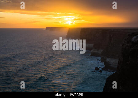 Der Great Australian Bight - Bunda Cliffs - Nullarbor Plains, Südaustralien Stockfoto