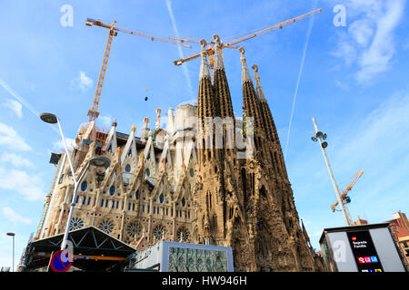 Gaudis Meisterwerk La Sagrada Familia Basilika in Barcelona, Katalonien, Spanien Stockfoto