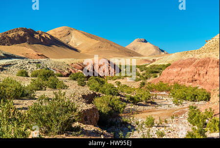 Landschaft des hohen Atlas-Gebirges zwischen Ait Ben Ali und Bou Tharar, Marokko Stockfoto