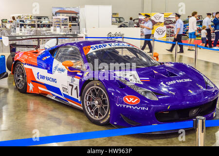 Moskau - August 2016: Ferrari F458 Italia SMP Racing MIAS Moscow International Automobile Salon am 20. August 2016 in Moskau vorgestellt. Stockfoto