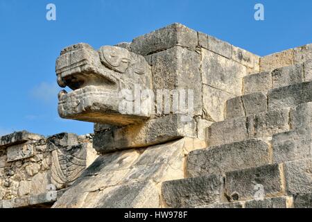 Snakehead, Plataforma de Venus, Venus Plattform, historischen Maya-Stadt Chichen Itza, Piste, Yucatan, Mexiko Stockfoto