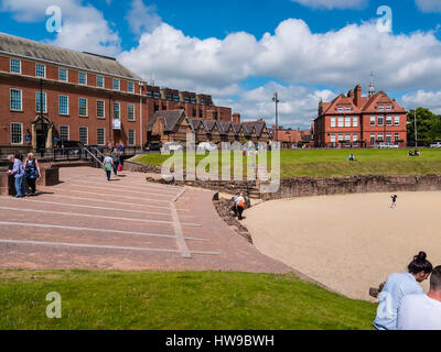 Das Amphitheater in Chester wird geglaubt, um die Website das größte Holzkonstruktion Amphitheater des römischen Reiches außerhalb Roms gewesen Stockfoto