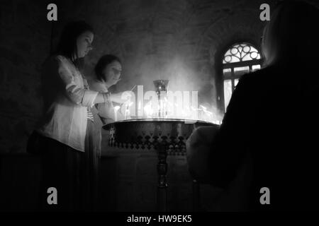 Meteora Kloster Kerzenschein in Griechenland Stockfoto