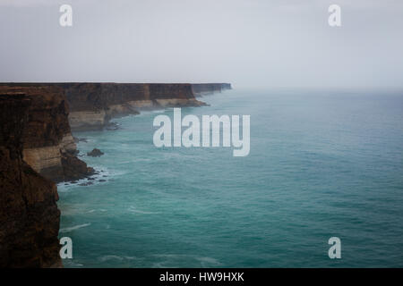 Der Great Australian Bight - Bunda Cliffs - Nullarbor Plains, Südaustralien Stockfoto