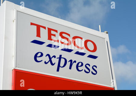 Tesco Express Schild Shop Stockfoto