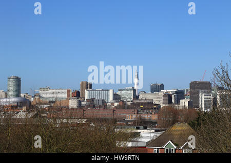 Ein Frühling-Blick auf die Skyline von Birmingham City Centre UK. Stockfoto
