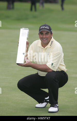 ANGEL CABRERA BMW CHAMPIONSHIP Gewinner 2005 WENTWORTH GOLF CLUB VIRGINIA Wasser ENGLAND 29 Mai 2005 Stockfoto