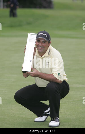 ANGEL CABRERA BMW CHAMPIONSHIP Gewinner 2005 WENTWORTH GOLF CLUB VIRGINIA Wasser ENGLAND 29 Mai 2005 Stockfoto