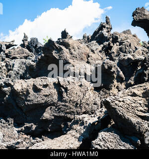 Reisen nach Italien - scharfe Lava Stücke nach Vulkanausbruch Ätna in Sizilien, Nahaufnahme Stockfoto