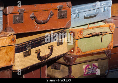 Ein Stapel von alten Vintage Koffer Stockfoto