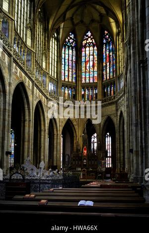 Tschechien, Prag, Altstadt als Weltkulturerbe der UNESCO, Stadtteil Hradschin, Pragerburg, Innenausbau von St Vitus Cathedral aufgeführt Stockfoto