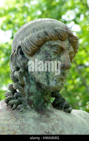 Italien, Kampanien, Amalfiküste, Weltkulturerbe von UNESCO, Statue, Garten der Villa Cimbrone, Ravello Stockfoto