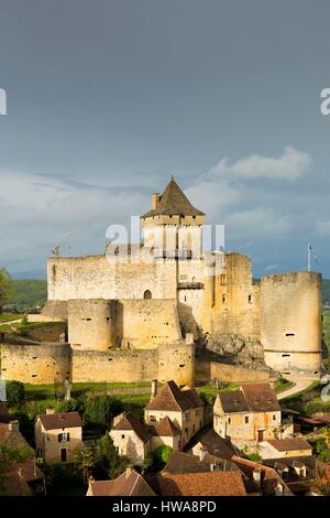 Frankreich, Dordogne, Perigord Noir, Dordogne-Tal, Castelnaud la Chapelle bezeichnet eines der schönsten Dörfer von Frankreich (Les Plus Beaux Dorf Stockfoto