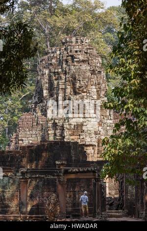 Kambodscha, Provinz Siem Reap, Siem Reap, Angkor, Weltkulturerbe der UNESCO, Angkor Thom Gesicht Turm Stockfoto