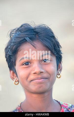 Myanmar, Rakhine State, Mrauk U Region, Pan Ba Dorf, Mädchen Stockfoto