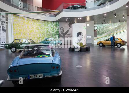 Deutschland, Bayern, Ingolstadt, Audi Auto Firmenmuseum, Innenraum Stockfoto