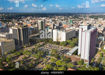 Nairobi, Kenia - 23. Dezember: Blick über den nördlichen Teil des Geschäftsviertels von Nairobi, Kenia, mit dem Hilton-Hotel auf der rechten Seite am 2. Dezember Stockfoto