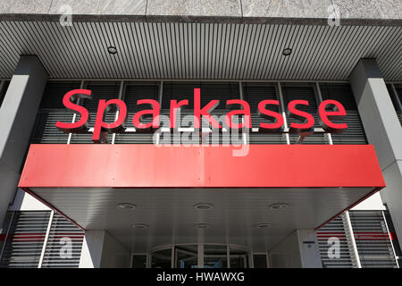 Eingang von einer deutschen Sparkasse (Sparkasse) Stockfoto