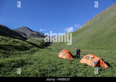 Kirgisistan, Naryn Provinz, touristische Reise und Berg Wandern, camping in den Bergen Stockfoto