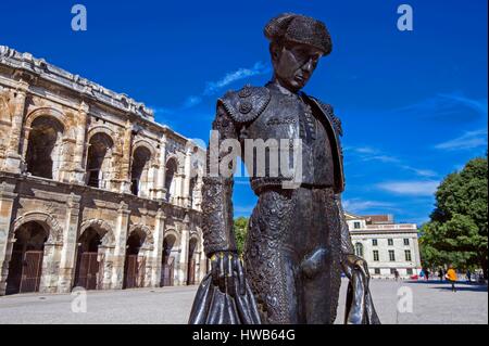 Frankreich, Gard, Nimes, die "Jardins De La Fontaine" und der Tour Magne Stockfoto