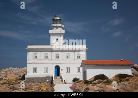 Italien, Sardinien, Nord-Sardinien, Santa Teresa di Gallura, Capo Testa, Leuchtturm Stockfoto