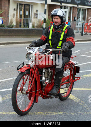 Reigate, Surrey, UK. 19. März 2017. Die 78. Sunbeam Motor Cycle Club Pioneer Run findet in Reigate, Surrey. Fotos von Lindsay Constable © / Alamy Live News Stockfoto