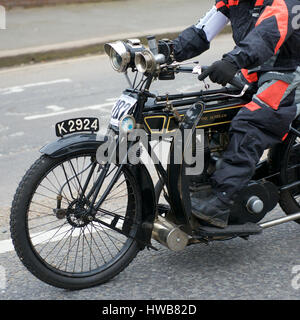 Reigate, Surrey, UK. 19. März 2017. Die 78. Sunbeam Motor Cycle Club Pioneer Run findet in Reigate, Surrey. Fotos von Lindsay Constable © / Alamy Live News Stockfoto