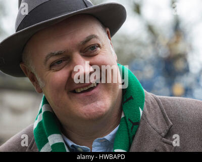 London, UK. 19. März 2017. Irischen Komiker Dara O'Briain. London feiert St. Patricks Day mit einer Parade und ein Festival. © Bilder/Alamy lebendige Live-Nachrichten Stockfoto