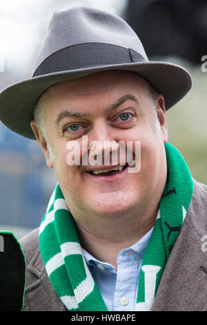 London, UK. 19. März 2017. Irischen Komiker Dara O'Briain. London feiert St. Patricks Day mit einer Parade und ein Festival. © Bilder/Alamy lebendige Live-Nachrichten Stockfoto